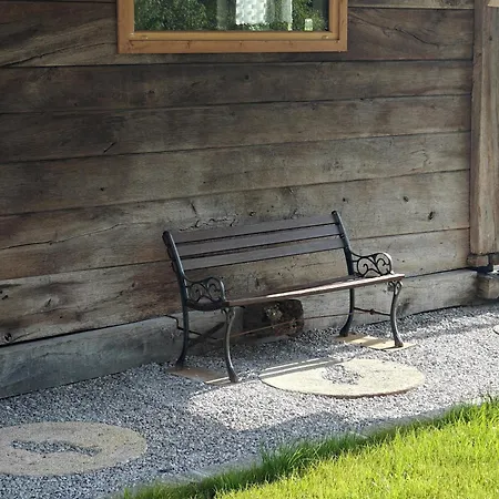Cosy Natural Country Ula